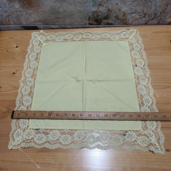 VTG Yellow Cotton Table Napkins Lace Trim Set of 8 - Picture 9 of 13